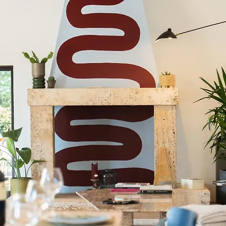 Mamo Villa *